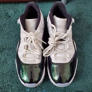 Jordan 11 Low Emerald
